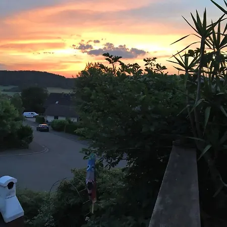 Attic Apartment Near Limburg Castle, Cleaning Included Lägenhet