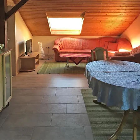Lägenhet Attic Apartment Near Limburg Castle, Cleaning Included Ellar